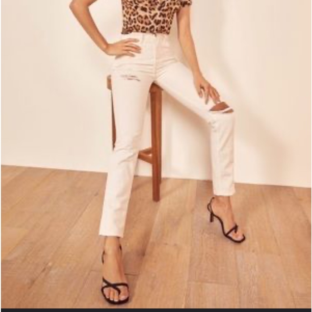 Reformation Julia high cigarette jeans Ivory distroyed size 25